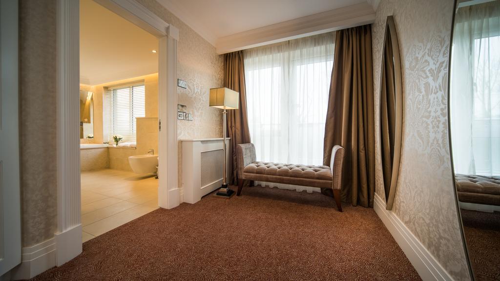 קאבן Hotel Kilmore מראה חיצוני תמונה